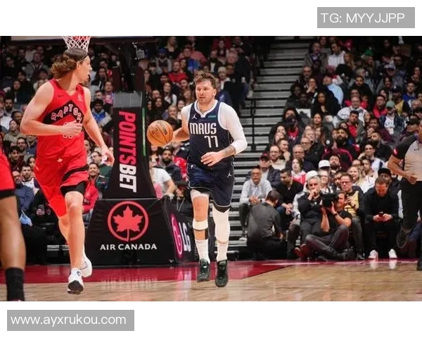 周最佳提名揭晓东契奇哈登约基奇领衔杜伦克尼佩尔鲍威尔同获提名